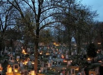 Ziua de vizită la cimitir