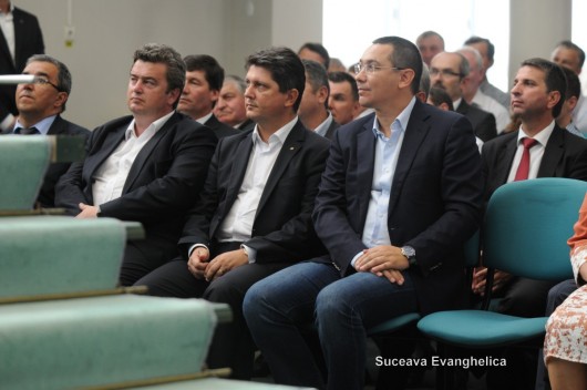 victor-ponta-la-dumbraveni-judetul-suceava-15